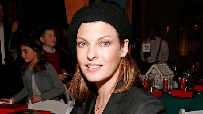 Linda-Evangelista-LATINO