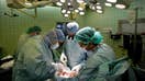 A Mexican woman received Latin America's first transplant of ovaries in a hospital in the western city of Guadalajara, the director of the Mexican Infertility Institute, Luis Arturo Ruvalcaba, announced.