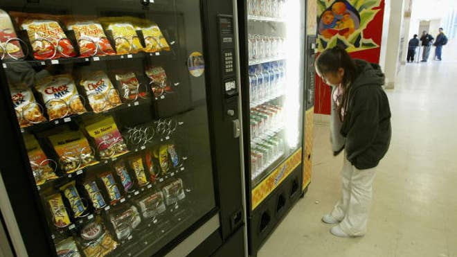 SchoolVendingMachine.jpg