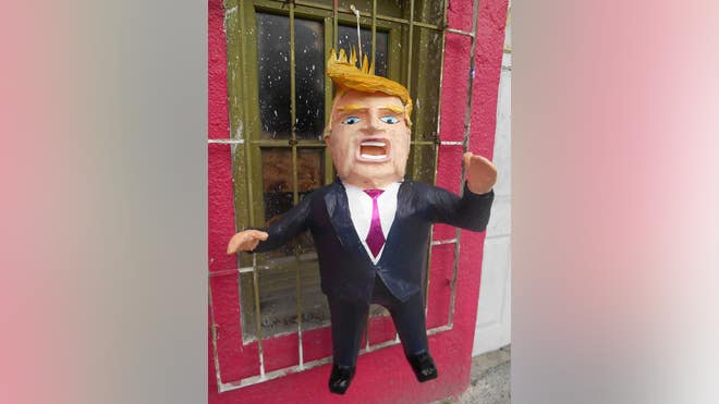 http://a57.foxnews.com/global.fncstatic.com/static/managed/img/fn-latino/health/660/371/pinata%20trump.jpg?ve=1&tl=1