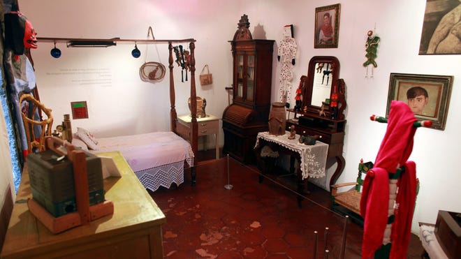 kahlo3.jpg
