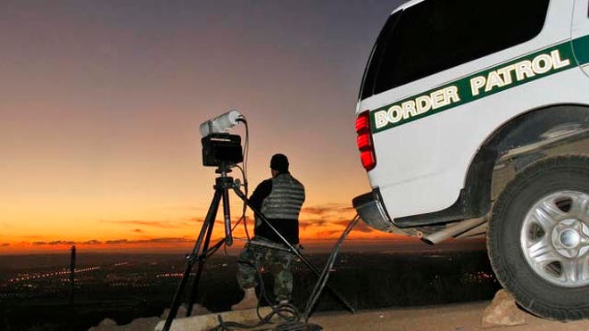 Border-Patrol-LATINO