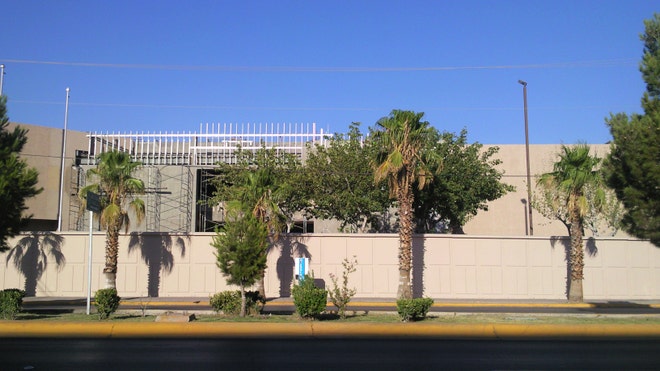 PGR-juarez-ext1.jpg