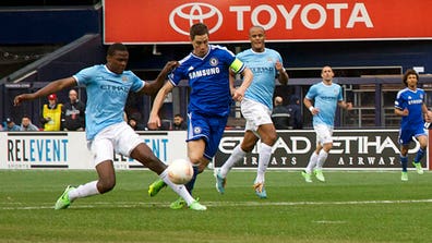 Fox News Latino was at Yankee Stadium last month as British Premier League Soccer teams Chelsea and Manchester City faced off. Chelsea's Fernando Torres and Man City's Sergio Agüero were just a couple of the Latino stars that took the field.

Photos taken by Andrew O'Reilly.