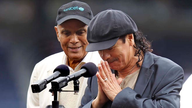 Carlos-Santana-Immigration-LATINO