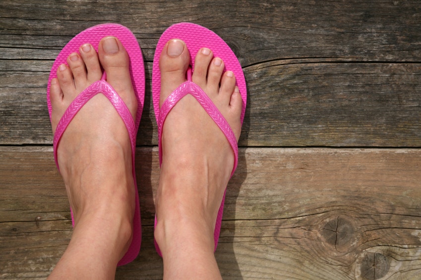 How to cope with pregnancy foot pain