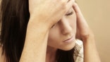 U.S. health regulators are warning doctors and women of child-bearing age that half-a-dozen medications used to treat migraine headaches can decrease children's intelligence if taken while their mothers are pregnant