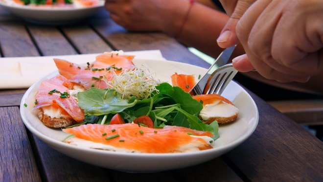Eat a Healthy Diet