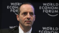 The chief executive of British telecoms company BT, Ian Livingston, has agreed to switch jobs to join the coalition government as trade minister, Prime Minister David Cameron announced on Wednesday.