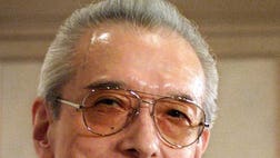 >Hiroshi Yamauchi, credited with transforming Nintendo from a family-owned Japanese business into a global byword for video games, died Thursday from pneumonia.