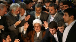  Iranian news websites have boosted speculation that election overseers have barred two prominent but divisive figures from next month's presidential ballot.