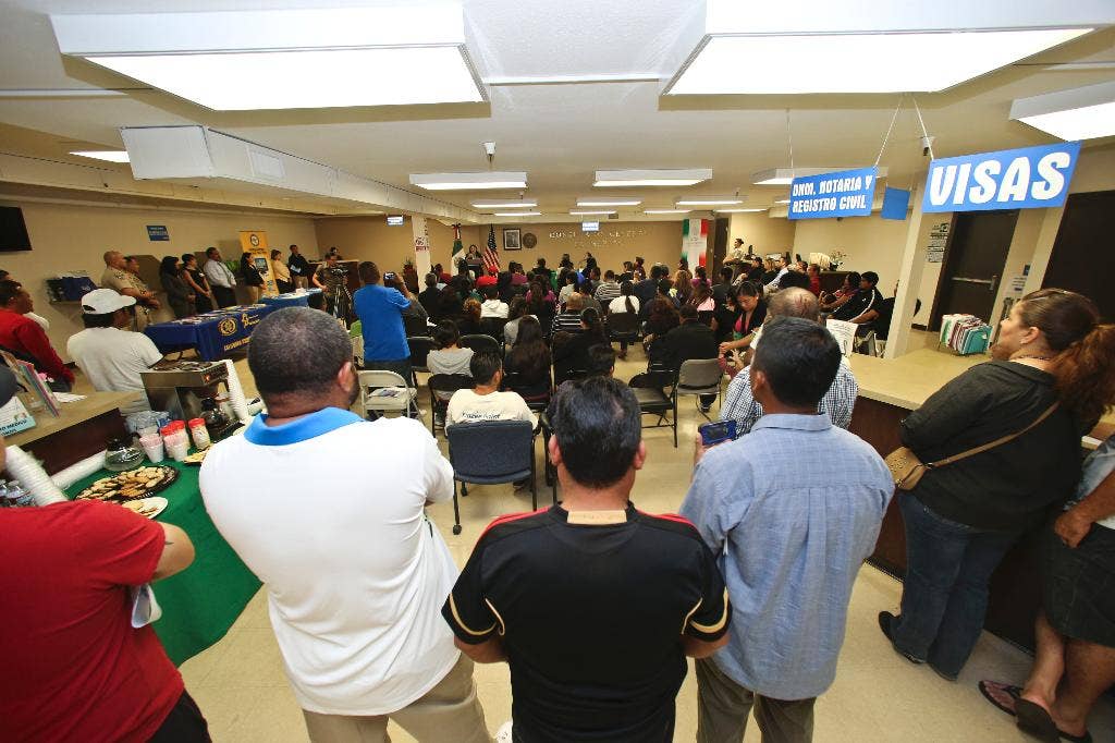 Immigrants in the country illegally will start applying for California driver licenses - Fox News