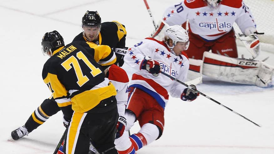 Capitals%20Penguins%20Hockey-2.jpg?ve=1&