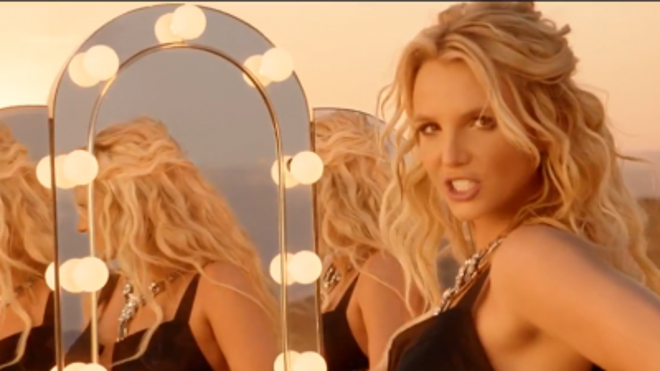 britney-spears-work-bitch-400x300