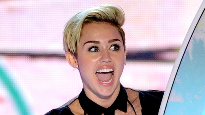 miley-cyrus1-600x450