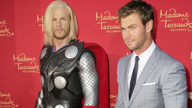 Chris Hemsworth confronts 'Thor' wax figure that looks nothing like him - Fox News