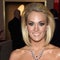 Carrie Underwood shows off rock-hard abs in bikini selfie