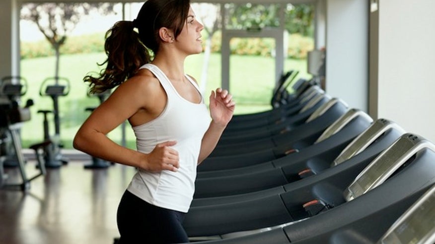 woman-treadmill-140729