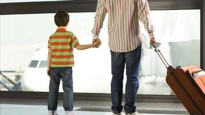 picresized_1342807716_Airport-child-2