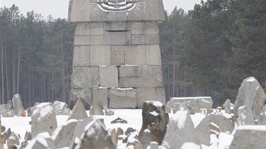 Dig at Nazi camp reveals gas chamber, mass graves