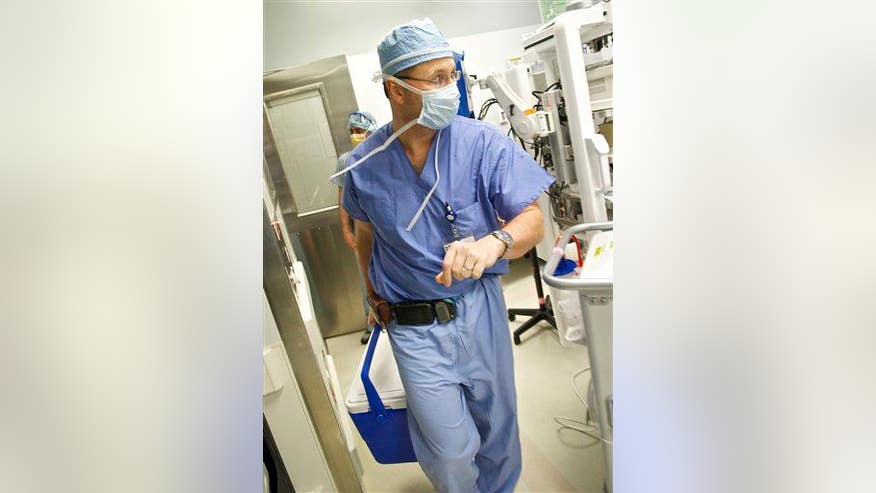 Doctors to float gunshot victims between life, death