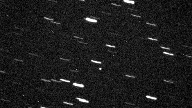 asteroid-2013-et-slooh-camera-1