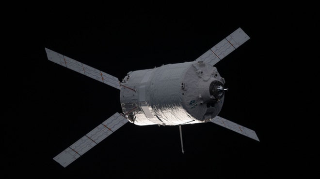 atv-3-approaches-iss-close