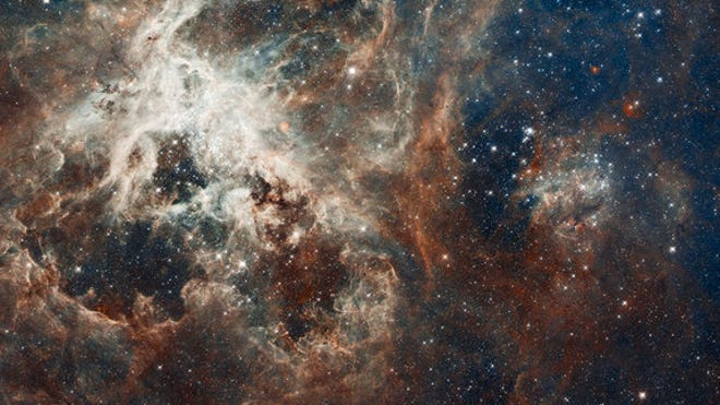 hubble-photo-30-doradus-april-17-2012