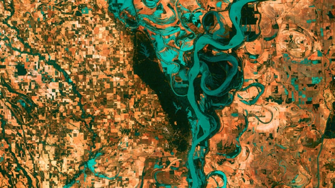 landsat-meandering-mississippi