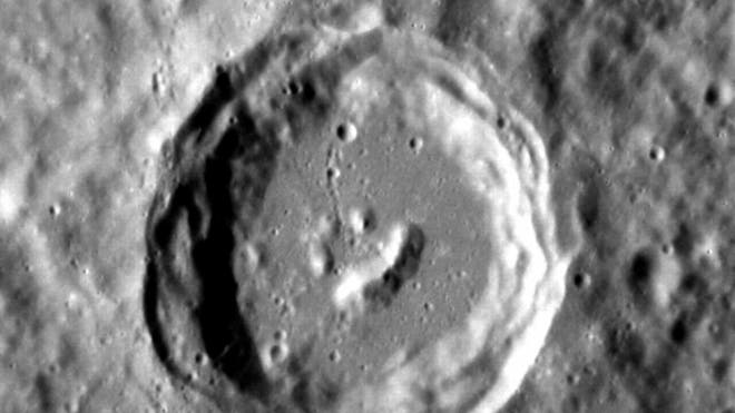 mercury-happy-crater