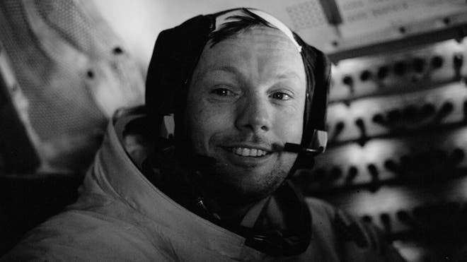 neil-armstrong-death-memorials