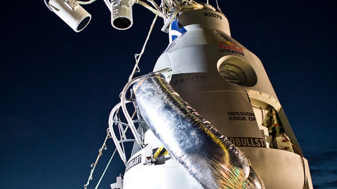 red-bull-stratos-capsule