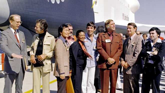 shuttle-enterprise-star-tre