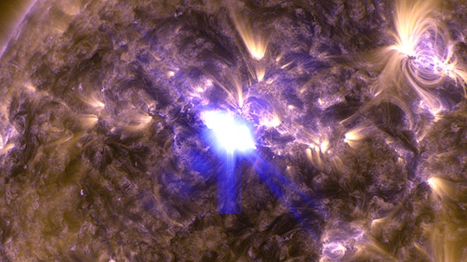 solar-flare-april-11-2013-close-up