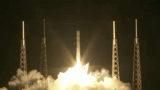 spacex-dragon-launch