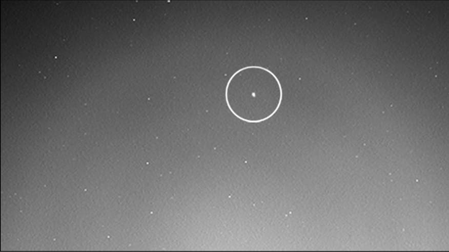 Curiosity-mars-moon-phobos