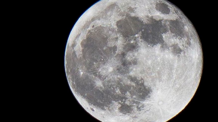full-moon-vesga-washington-dc