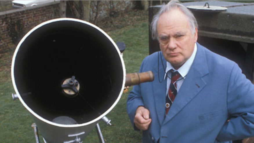 sir-patrick-moore-astronomer