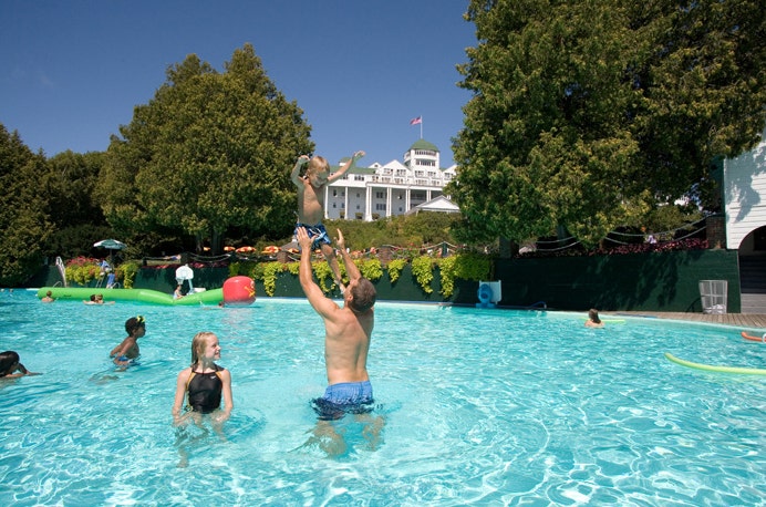 Best Family Friendly Resorts For A Labor Day Getaway Fox