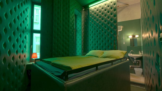 berlin_bizarrehotels.jpg