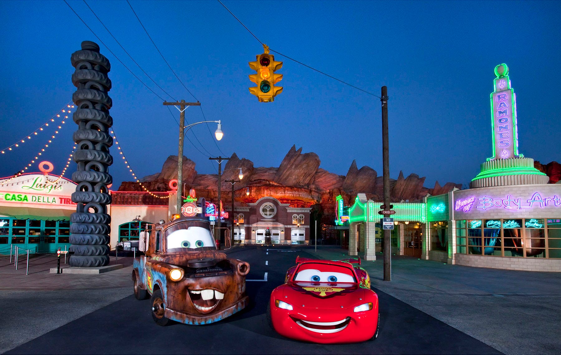 tk_lightingmcqueen_mater.jpg