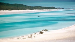 An island a day keeps the therapist away, I discovered in Exuma, an archipelago of  named islands and cays in the southern Bahamas.