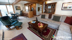 Our friends at Oyster.com have put together a list of their favorite family-friendly hotels in the top ski destinations, so that all you need to do is have some fun!
