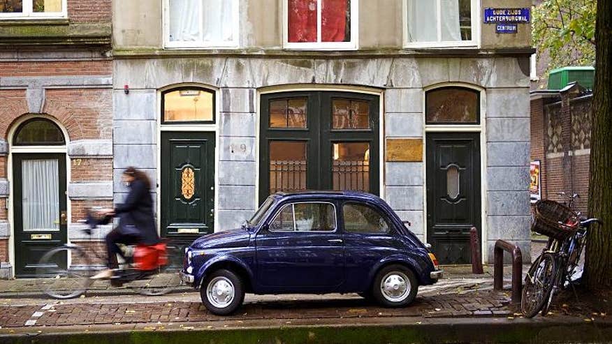 110325-smallcar-loveeurope.grid-10x2.jpg