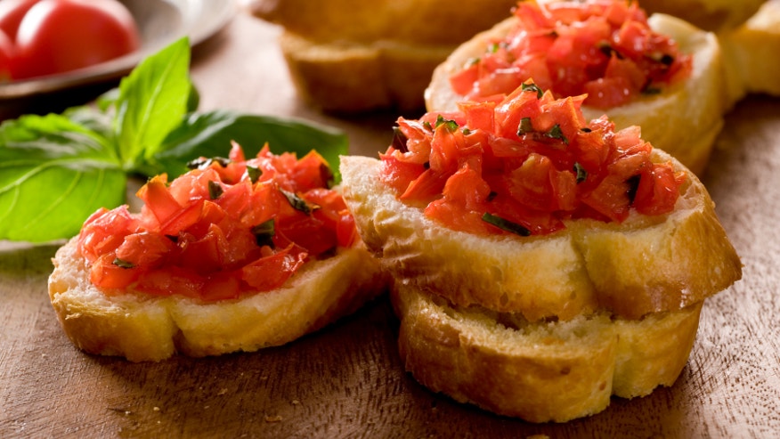 17194390Small-Bruschetta-iStock-nicolebranan.jpg