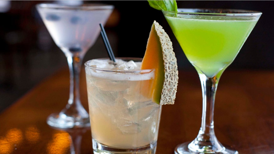 AirlinesFancyDrinks.jpg