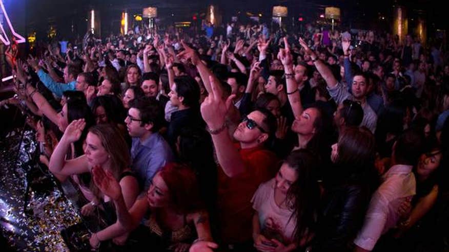 nw_050613vegasclubs-large.jpeg