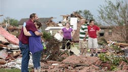 As soon as I saw the tornado warnings on TV, I had to leave the office right away. I had photographed about a dozen tornados in my decade in Oklahoma and if I didn't get into my car before the f...