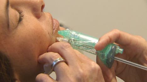 For most people, dealing with needles isn't easy – especially when it comes to facial injections. We take a look at a new device designed to make needle pricks painless