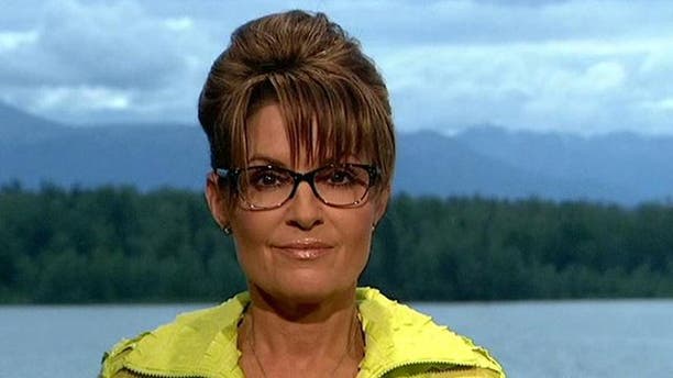 Sarah Palin seizes the media spotlight by playing the impeachment card